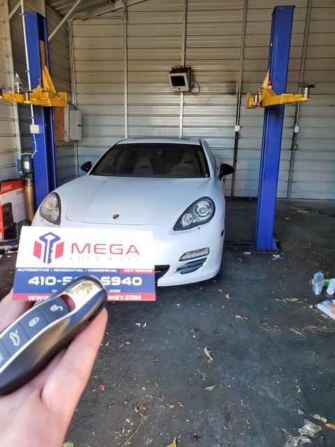 Porsche Panamera key service